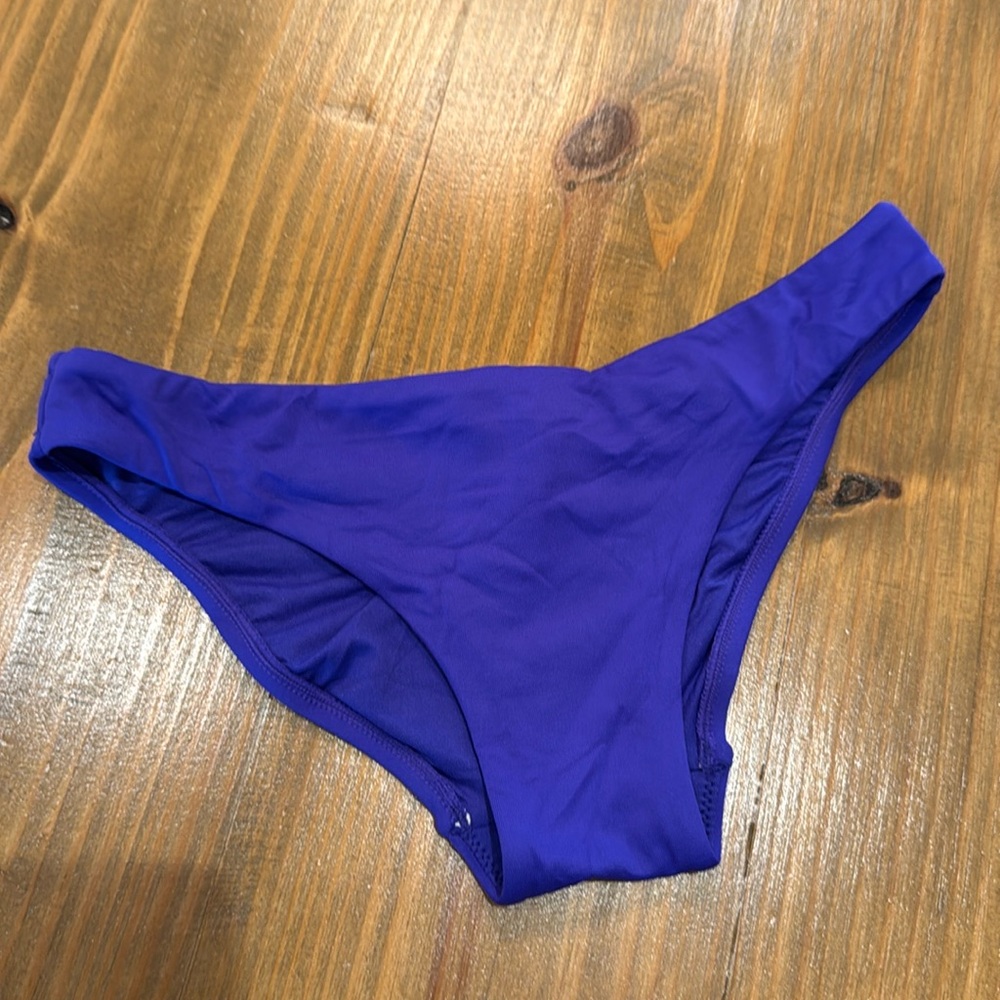 Seafolly ruched back Bikini Bottom 6 NWOT